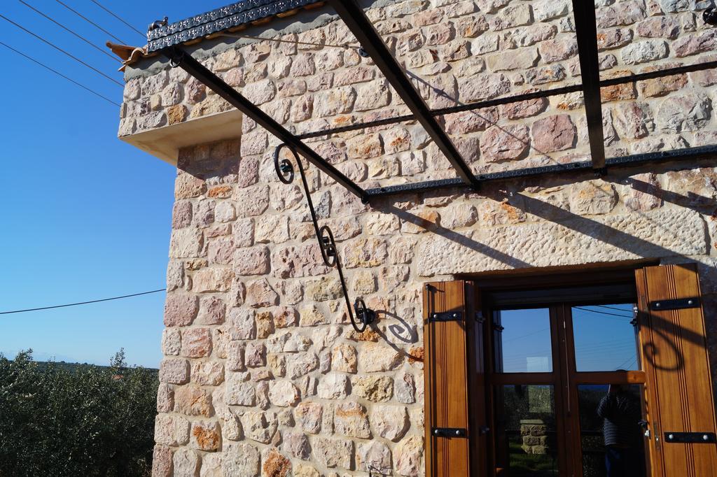 Niko'S Stone Guest House Plitra Exterior photo